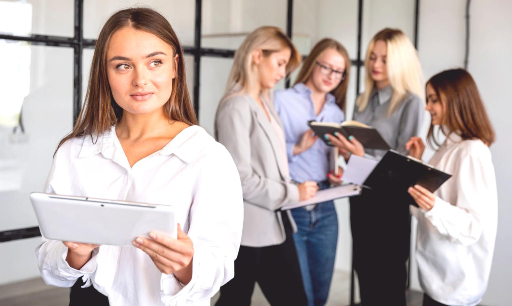 Sesiune practică de negociere financiară cu participanți activi